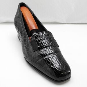 Vintage California Magdesian Loafers 6M Black Patent Embossed Reptile Heels